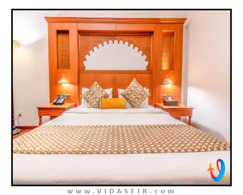 پلاتینیوم مسقط