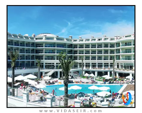 پینتا پارک دلوکس مارماریس