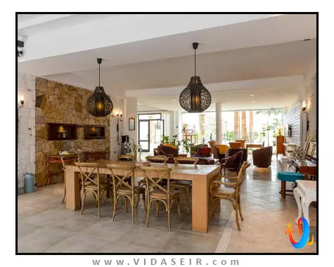 چارم بیچ بدروم