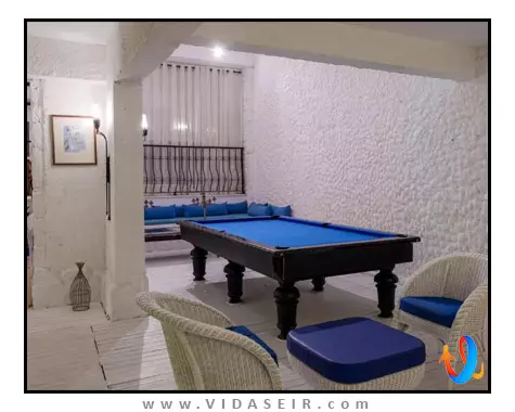 چارم بیچ بدروم