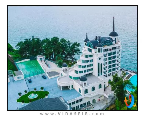 کاستلو مار باتومی