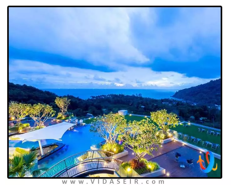 کرست ریزورت پول ویلاز پوکت