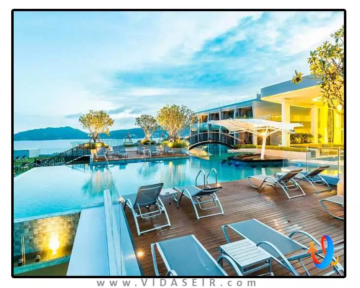 کرست ریزورت پول ویلاز پوکت