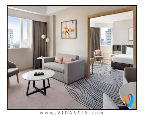 کرون پلازا جمیرا دبی