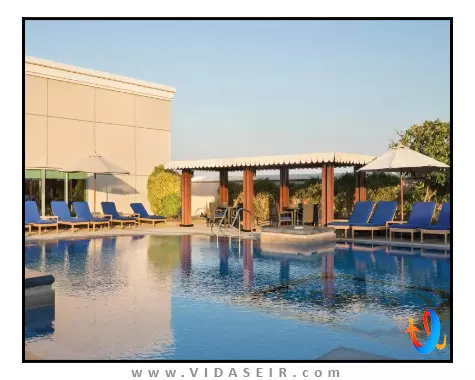 کرون پلازا جمیرا دبی