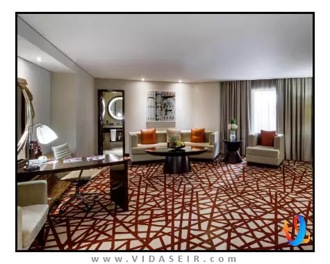 کرون پلازا دیره دبی