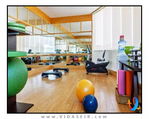 کرون پلازا مسقط