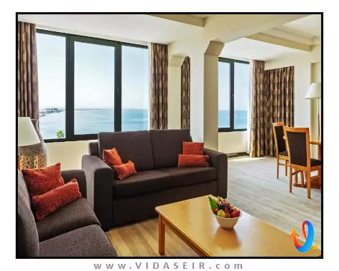 کرون پلازا مسقط