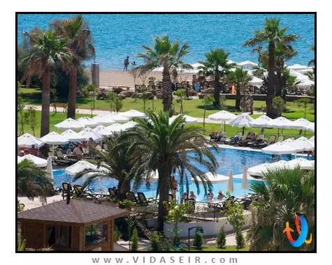 کریستال تات بیچ گلف ریزورت اند اسپا آنتالیا