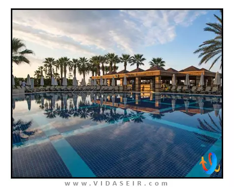 کریستال تات بیچ گلف ریزورت اند اسپا آنتالیا