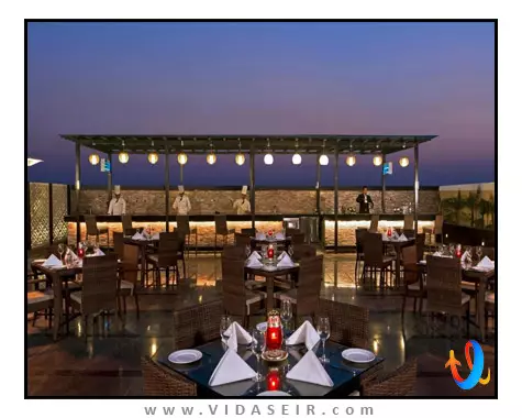 کریستال ساروار پریمیر آگرا