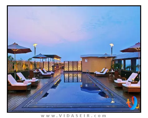 کریستال ساروار پریمیر آگرا