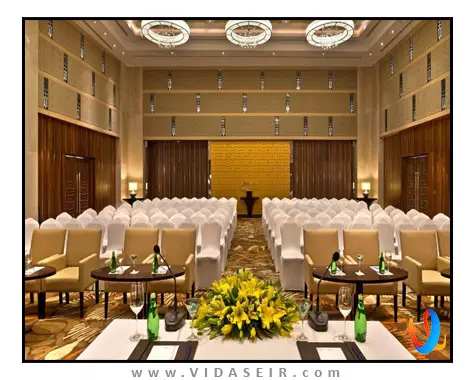 کریستال ساروار پریمیر آگرا