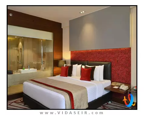 کریستال ساروار پریمیر آگرا