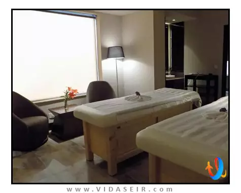 کریستال ساروار پریمیر آگرا