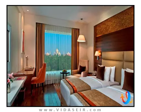 کریستال ساروار پریمیر آگرا