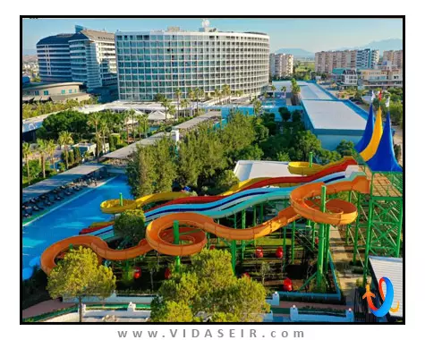 کریستال سنترو ریزورت