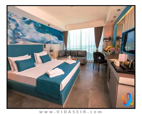 کریستال سنترو ریزورت