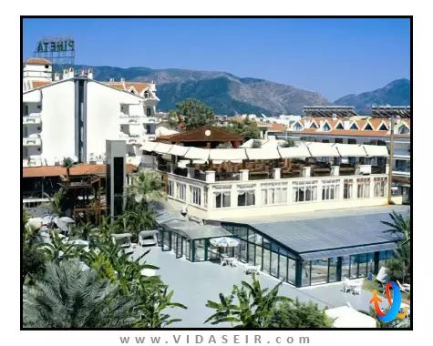 کلاب پینتا مارماریس