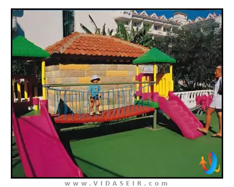 کلاب پینتا مارماریس