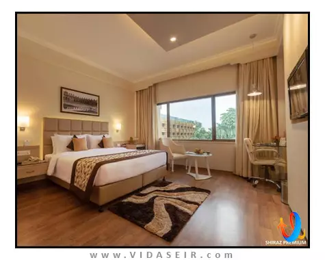 کلارکز شیراز آگرا