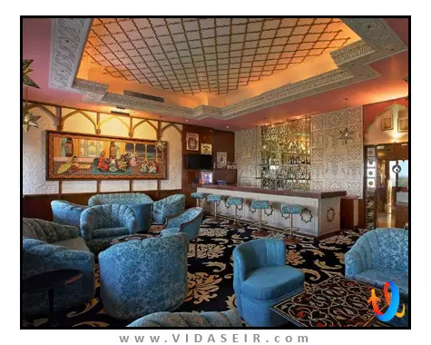 کلارکز شیراز آگرا