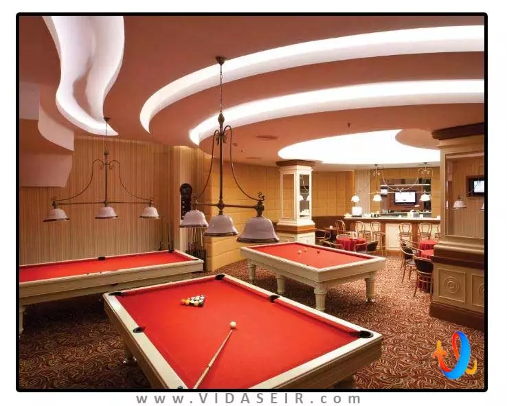 کورنلیا دلوکس آنتالیا