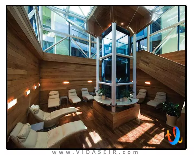 کورنلیا دلوکس آنتالیا