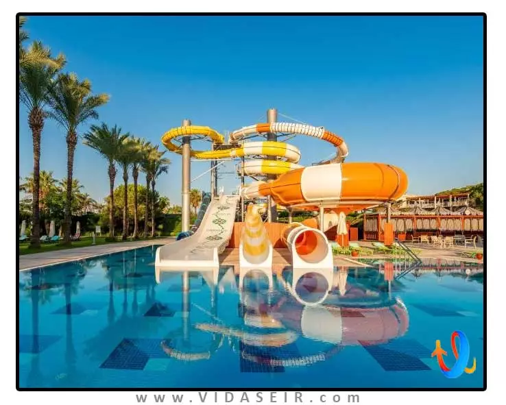 کورنلیا دلوکس آنتالیا