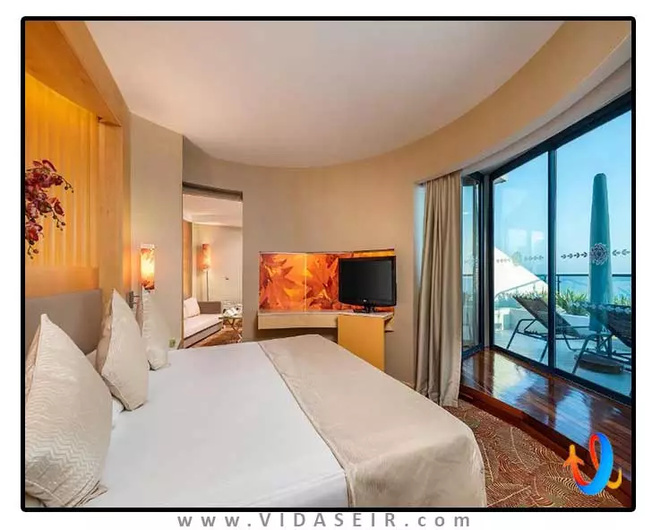 کورنلیا دلوکس آنتالیا