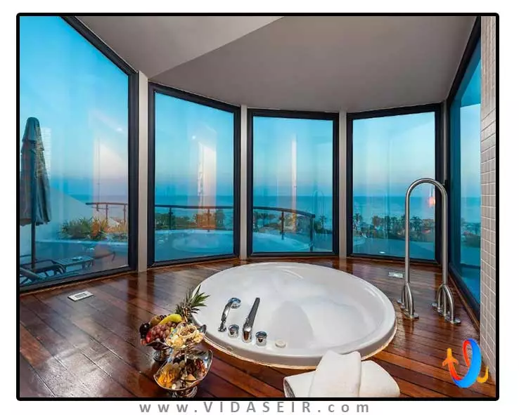 کورنلیا دلوکس آنتالیا