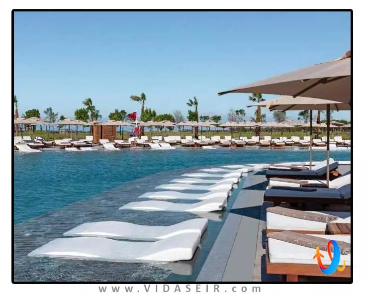 کولینان بلک آنتالیا