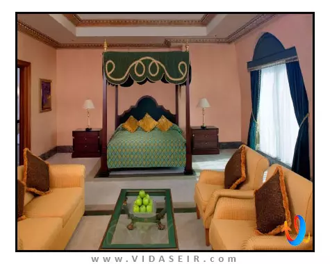 گرند حیات مسقط