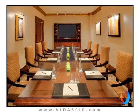 گرند حیات مسقط