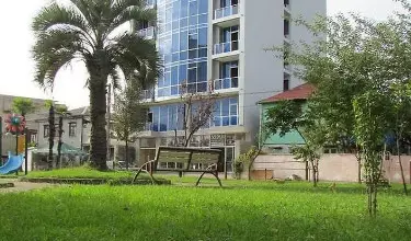 هتل گرند پالاس باتومی