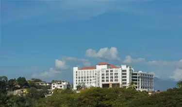 هتل گرند کندیان کندی