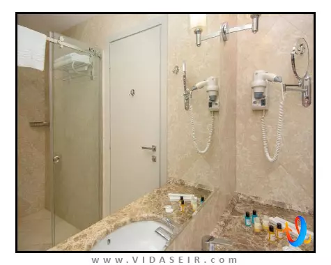 گرند گلوریا باتومی