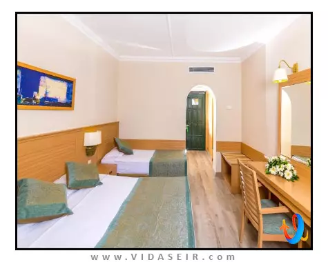 گرند یازیچی کلاب مارماریس پالاس