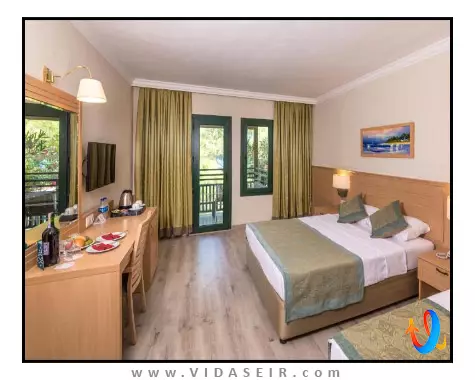 گرند یازیچی کلاب مارماریس پالاس