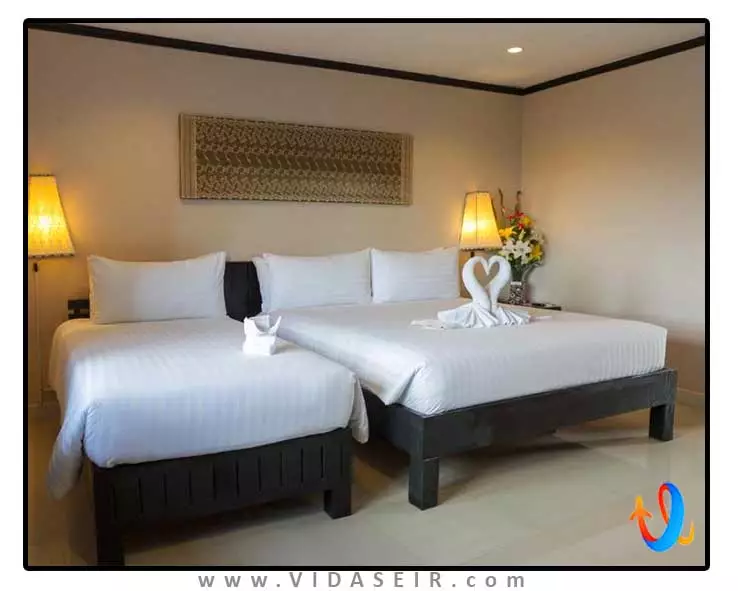 گلدن تولیپ پاتایا