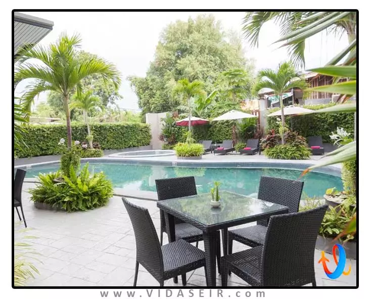 گلدن تولیپ پاتایا